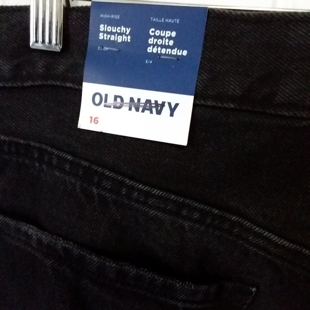 Old Navy Women’s Black Distressed Straight Leg Jeans – Size 16 – NWT - Picture 6 of 11